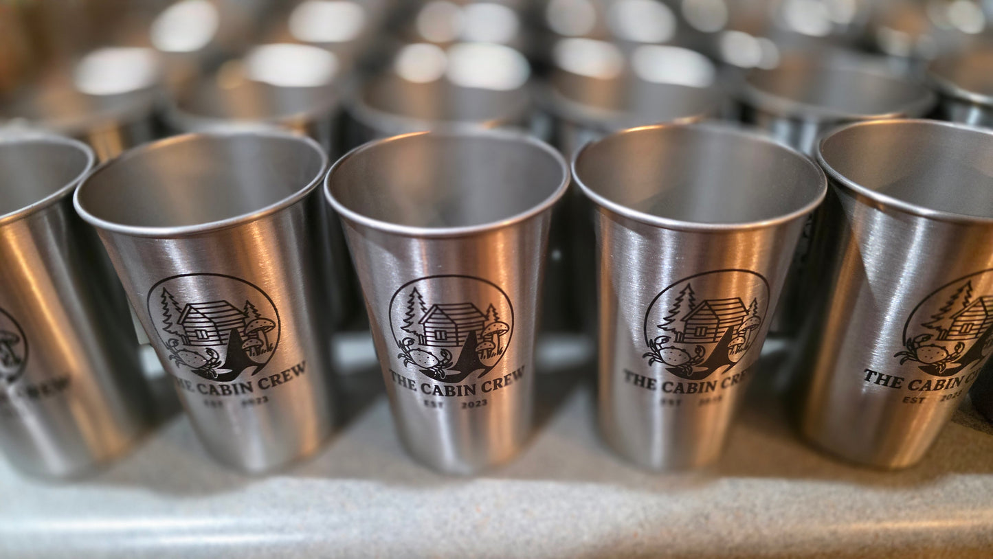 Kundenspezifisches Pintglas aus Edelstahl
