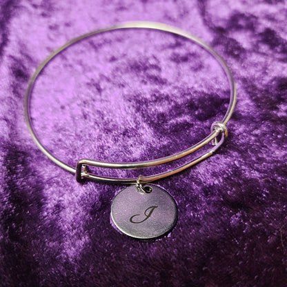 Pulsera con inicial personalizada