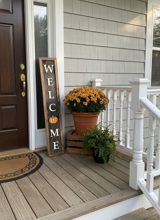 Welcome Sign with Interchangeable Designs