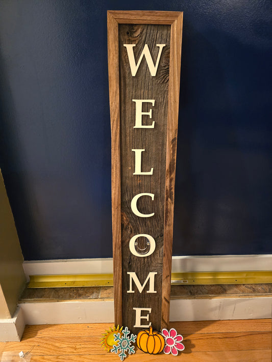 Welcome Sign with Interchangeable Designs